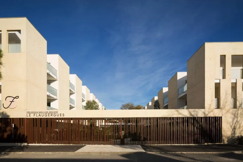 Le Flaugergues, une centaine de logements accompagnée de services dédiés aux seniors.