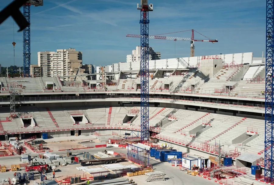 Vue de l’intérieur de l’Arena. Vue de l’intérieur de l’Arena.