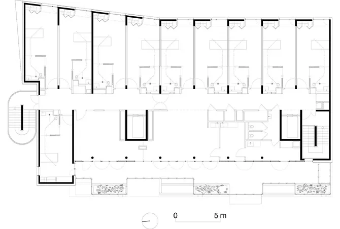 Plan étage courant 1. chambres 2. activités 3. salon d’étage 4. salle de veille 5. tisanerie 6. sanitaires personnel 7. local ménage 8. linge propre 9. linge sale 10. terrasses 11. jardins suspendus Plan étage courant 1. chambres 2. activités 3. salon d’étage 4. salle de veille 5. tisanerie 6. sanitaires personnel 7. local ménage 8. linge propre 9. linge sale 10. terrasses 11. jardins suspendus