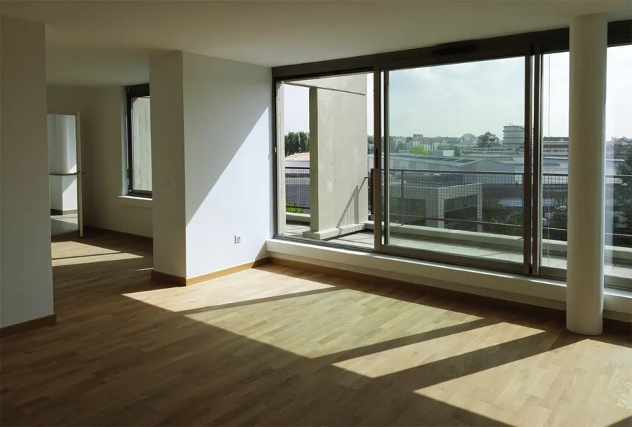 intérieur d’un appartement de la grande tour. intérieur d’un appartement de la grande tour.