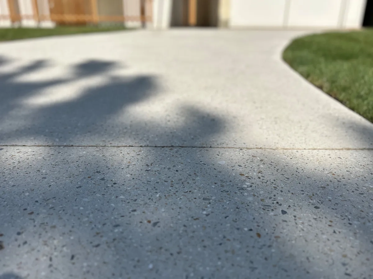 Béton poncé clair au Havre. ©Efcat