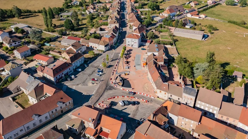 Vue de la place du Champ-de-Foire pendant les travaux. (©Jean-Sébastien Deborde, Ingepro).