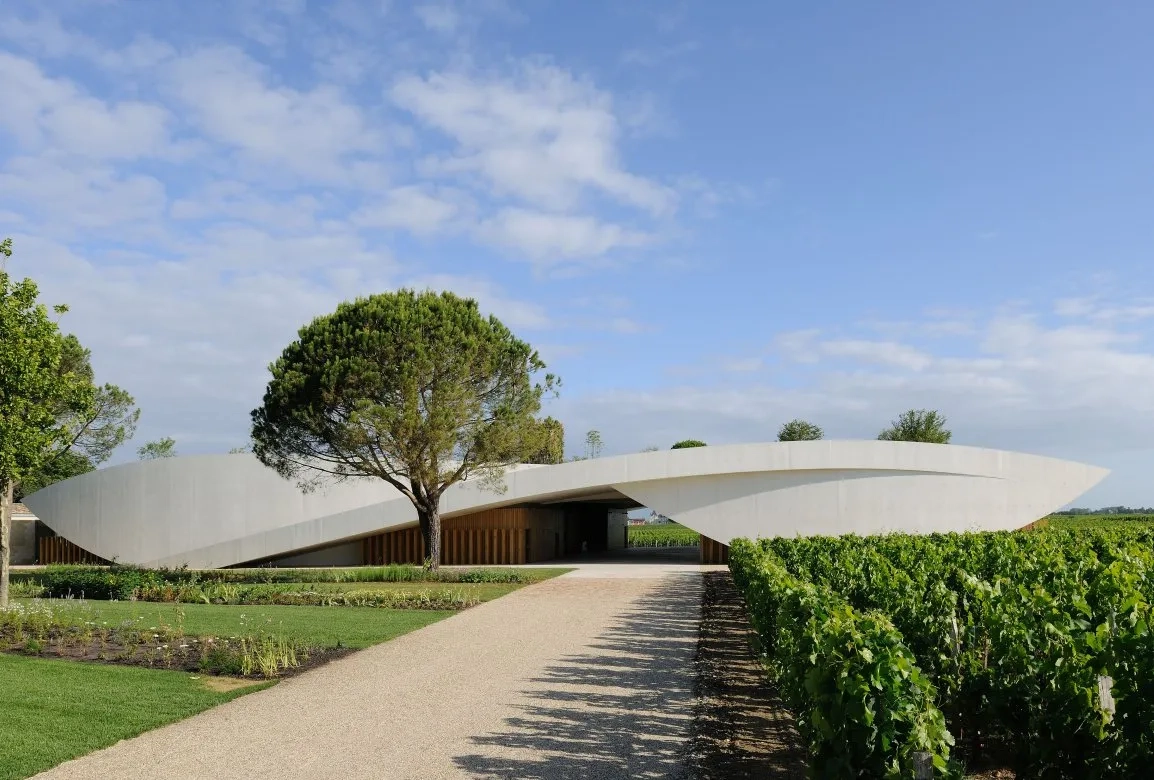 Chai Saint-Emilion Cheval Blanc - DR Gérard UFERAS, photogr.