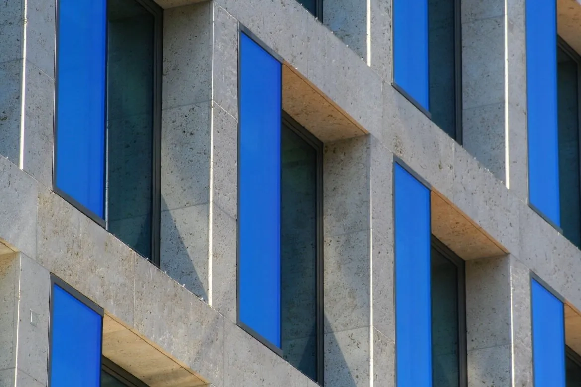 Gros plan du béton du Pavillon Noir, Centre Chorégraphique National à Aix-en-Provence.